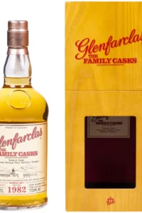 GLENFARCLAS 1982 SPRING 2017 CASK NO 2215 55,5% 0,7L